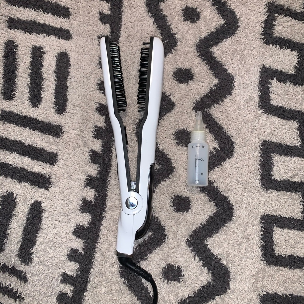 Ion Steampro Straightening Brush Iron